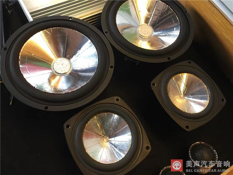 奔驰GLE 安装德国海螺Z系喇叭.jpg