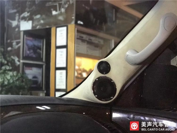 日产途乐前声场中高音A柱倒膜安装.jpg