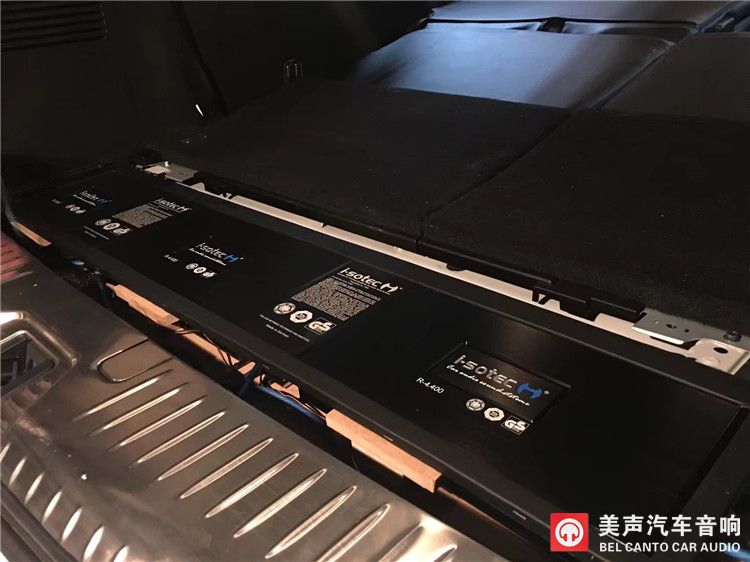 日产途乐尾箱功放安装效果图 (2).jpg