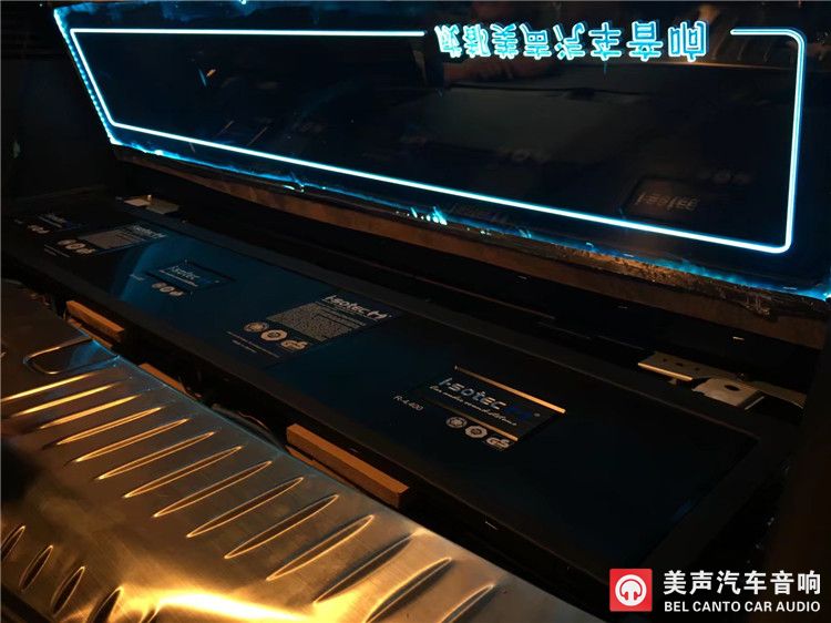 日产途乐 尾箱工艺施工中.jpg