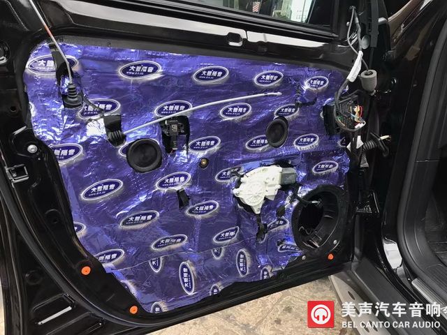4 门板第二层隔音，密闭多余孔位，有效减少风噪的传入.jpg