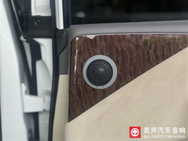 10丹拿232高音安装复原效果.jpg