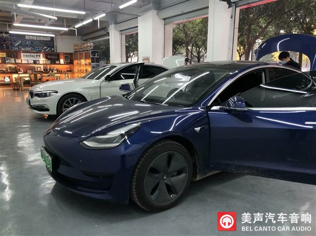 1.改装车型——特斯拉Model 3.jpg