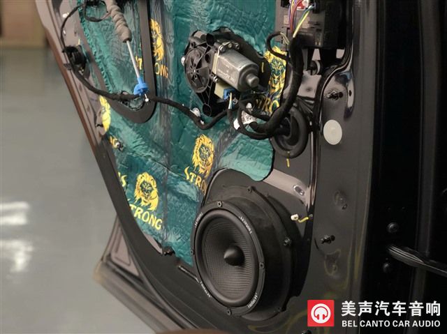 9艾索特MK165中低音安装在后门板原位.jpg