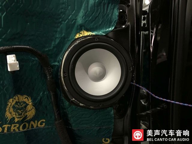 9后声场艾索特SA62中低音安装特写.jpg